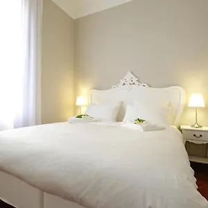 Mercalli 1 , Milano Italia