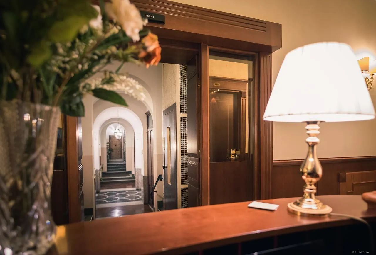 Domus Augusta Bed & Breakfast Rome